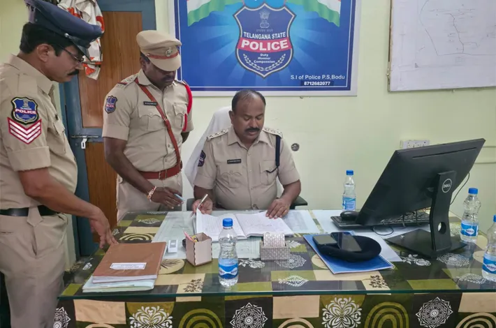 బోడు పోలీస్‌స్టేషన్‌లో డీఎస్పీ వార్షిక తనిఖీ