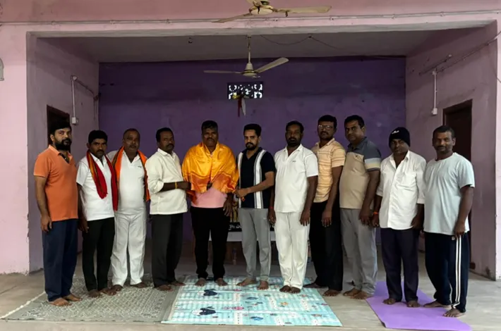 యోగాతో ఆరోగ్యం....ఆనందం....