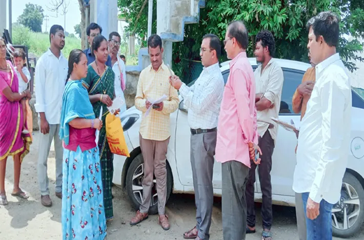 చేయూత పెన్షన్లపై క్షేత్రస్థాయిలో పరిశీలన