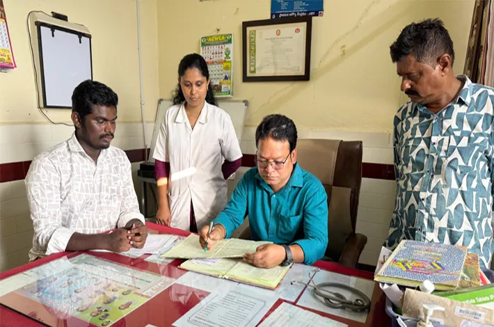ఎదిర ప్రాథమిక ఆరోగ్య కేంద్రాన్ని సందర్శించిన అధికారులు