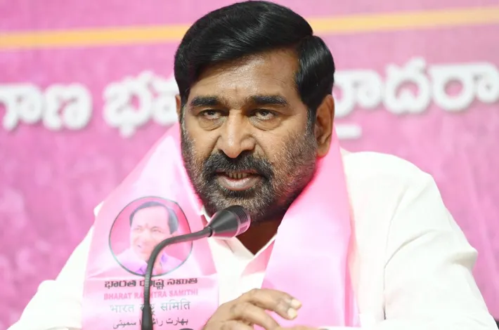 పచ్చకాంగ్రెస్ పెత్తనం పెరుగుతుందని, అచ్చకాంగ్రెస్‌కు భయం