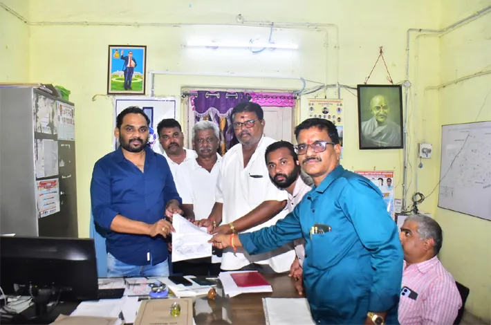 రైల్వే విస్తరణపై నష్టపరిహారం ఏదీ?