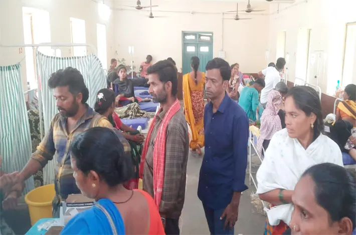 రోగాలు జోరు.. వైద్యం అందక బేజారు