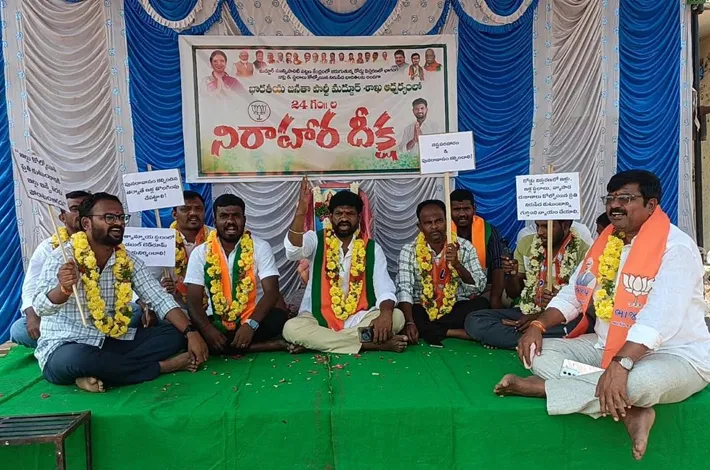 రోడ్డు బాధితుల కోసం బీజేపీ పోరుబాట