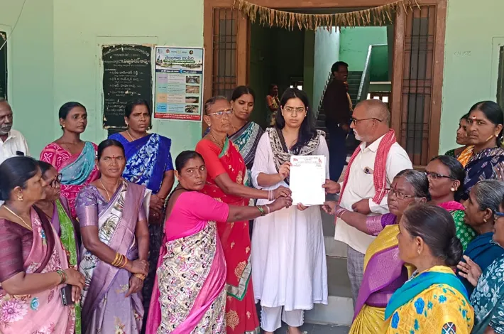 మధ్యాహ్న భోజన కార్మికుల హామీలు అమలు చేయాలి