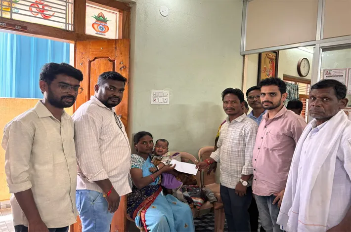 బాధితులకు అండగా వెడ్మ ఫౌండేషన్