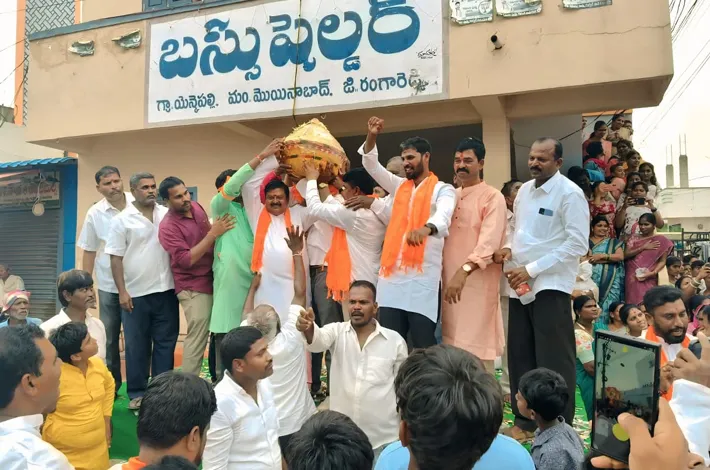 ఎన్కేపల్లి గణేశుడి లడ్డూ వేలం