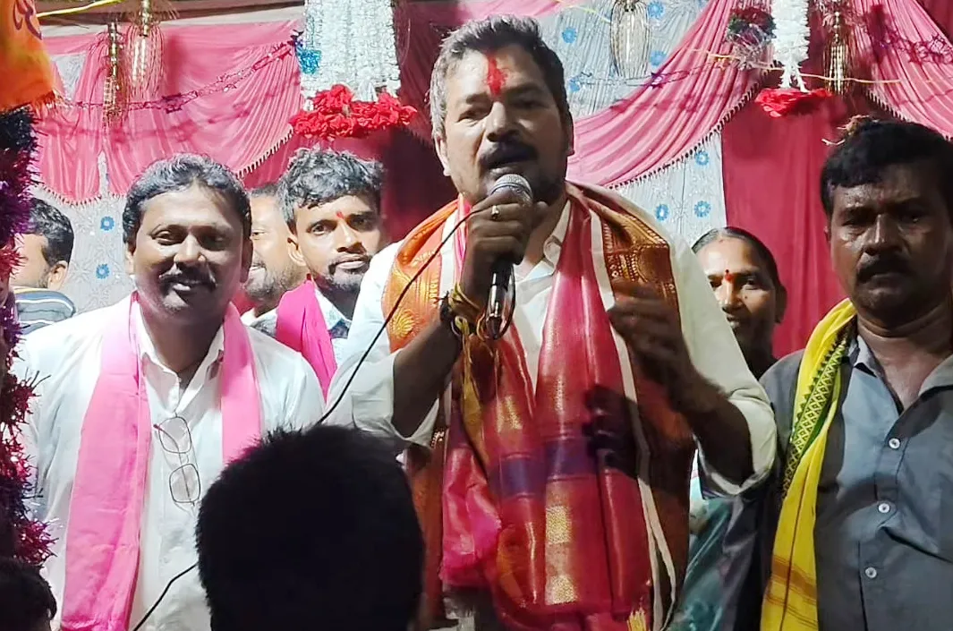 విఘ్నేశ్వరుడి ఆశీస్సులు ప్రజలందరిపై ఉండాలి