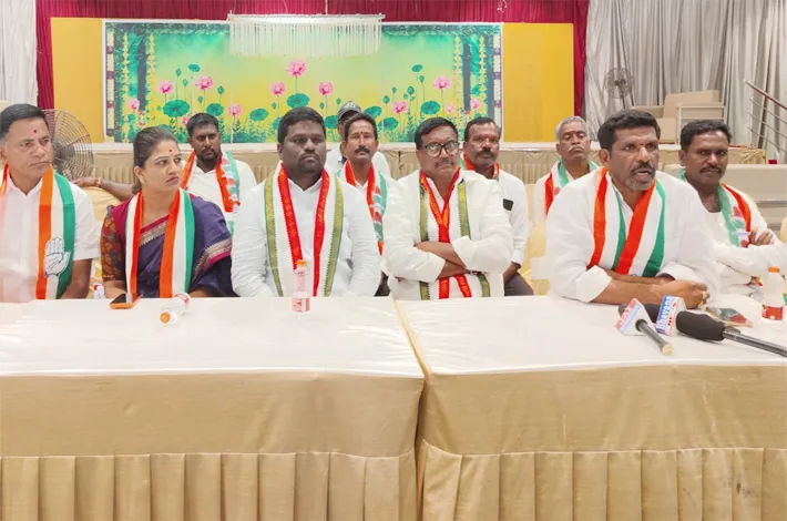 ఖబర్దార్‌ కేసీఆర్‌, కేటీఆర్‌: తునికి రమేష్