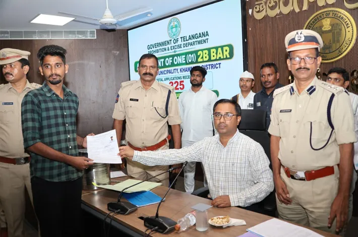 పారదర్శకంగా కల్లూరు 2బి బార్ కేటాయింపు...