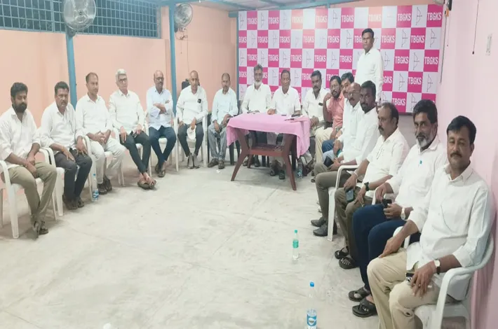 సింగరేణి కార్మికుల సమస్యల పరిష్కారానికి కృషి చేయాలి