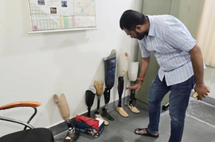 రేపు అంగవైకల్యంతో బాధపడుతున్న వారికి సహాయక పరికరాల అందజేత..