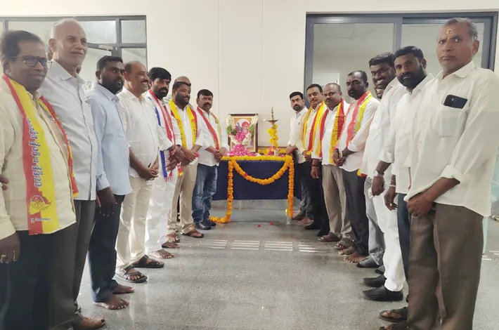 పేదల కోసం పోరాడిన యోధుడు పండుగ సాయన్న