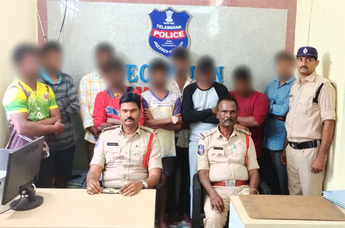 పామాయిల్ గెలల అక్రమ తరలింపు కేసులో 9 మంది అరెస్ట్