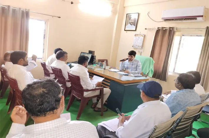 నిర్ణీత గడువులోగా ఎస్ఐఆర్ ప్రక్రియను పూర్తి చేయాలి