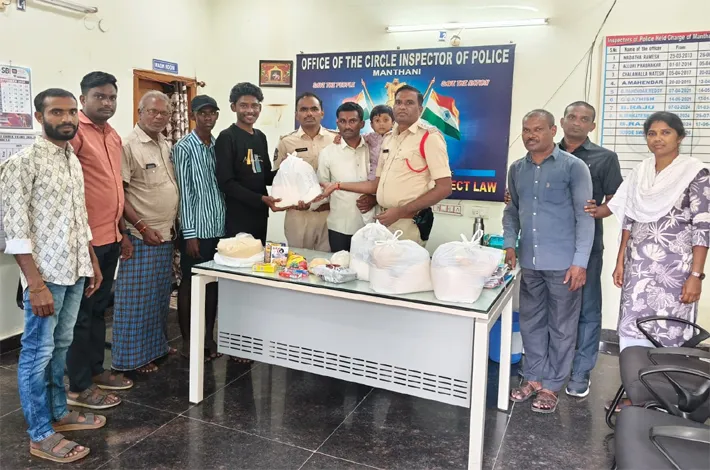 సామాజిక సేవతో కూడిన పుట్టినరోజు వేడుకలు ఆదర్శనీయం