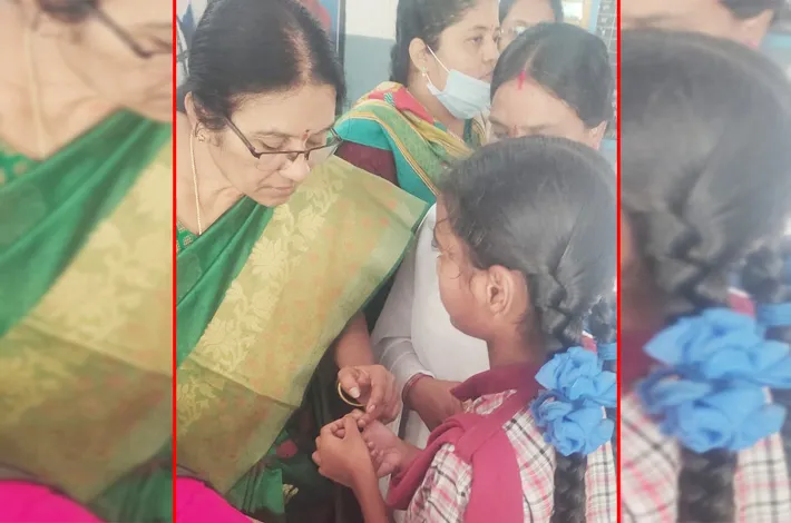 పాలకుర్తి వెలుగు పాఠశాలలో ఎలుకల కలకలం