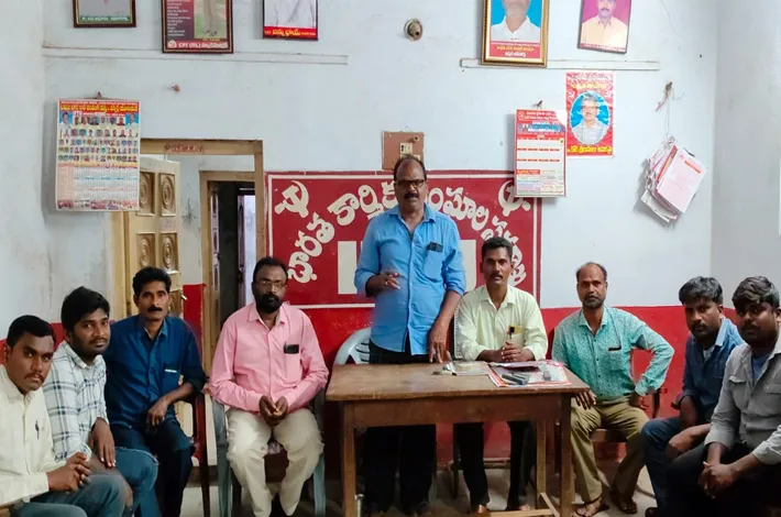 కాంట్రాక్టు కార్మికులకు 10 శాతం లాభాల వాటా ప్రకటించాలి
