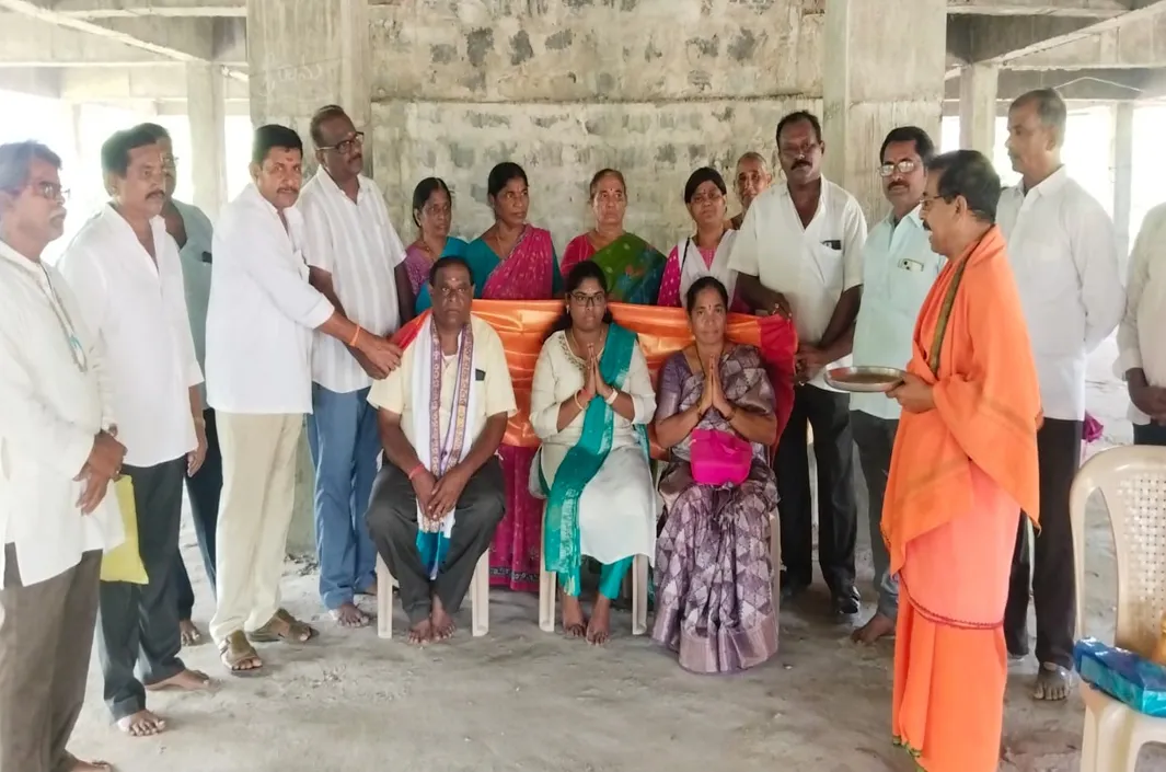 నాలుగు బంగారు పతకాల విజేతకు సన్మానం