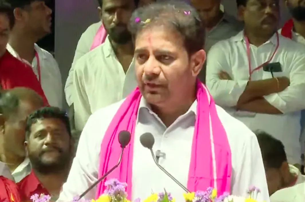 సింగరేణి స్కామ్‌లపై కేటీఆర్ ఫైర్