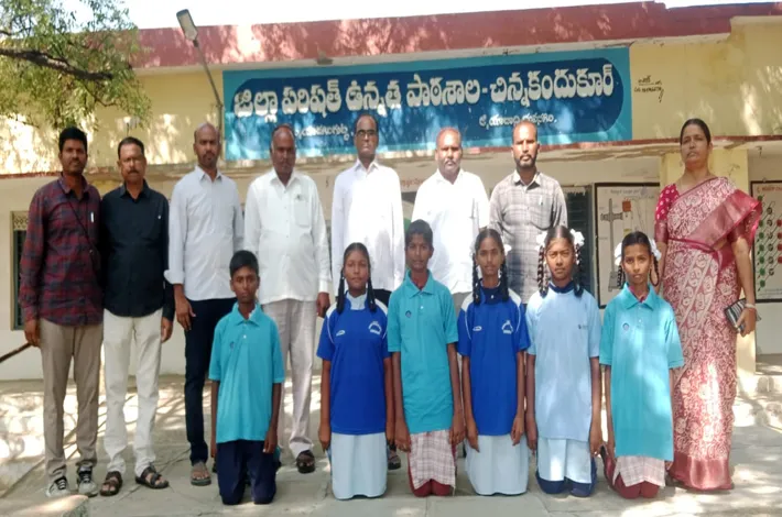 రాష్ట్రస్థాయి హ్యండ్బాల్ పోటీలకు  విద్యార్థులు