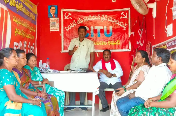 ఇందిరా పార్క్ వద్ద మహాధర్నా జయప్రదం చేయండి 