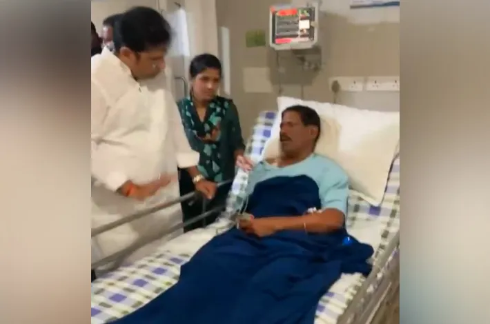 తోట చంద్రయ్యను పరామర్శించిన మంత్రి శ్రీధర్ బాబు
