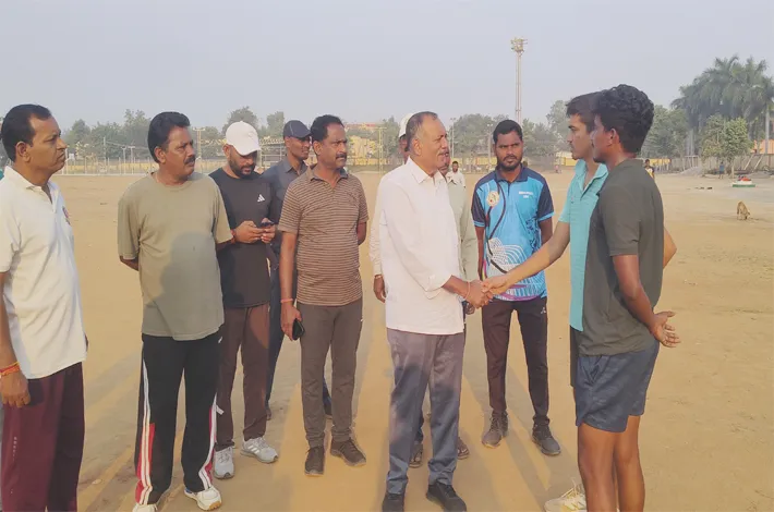 అర్హులైన ప్రతి పట్టభద్రుడు ఓటరుగా నమోదు చేసుకోవాలి