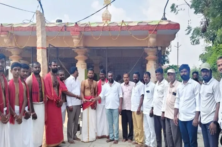 రామాలయంలో దుర్గామాత పూజలు