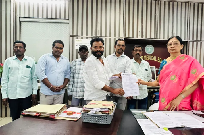 నేరుగా ప్రభుత్వమే వేతనాలు చెల్లించాలి 