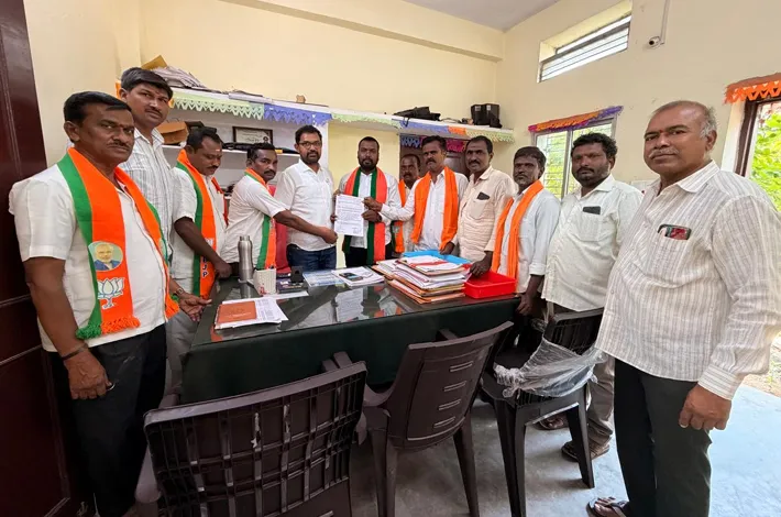 రైతులకు కోతలు లేని నిరంతర విద్యుత్ అందించాలి