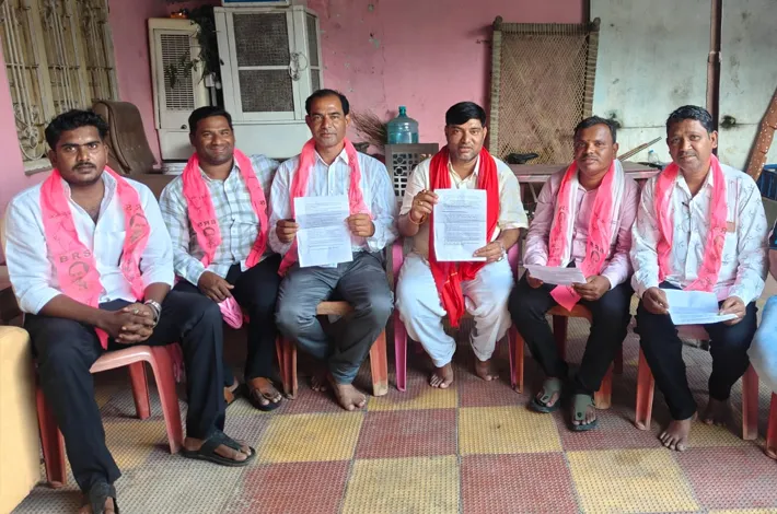 కాంగ్రెస్ పాలనలో  కరెంట్ కోతలు... ఎండుతున్న పంటలు..