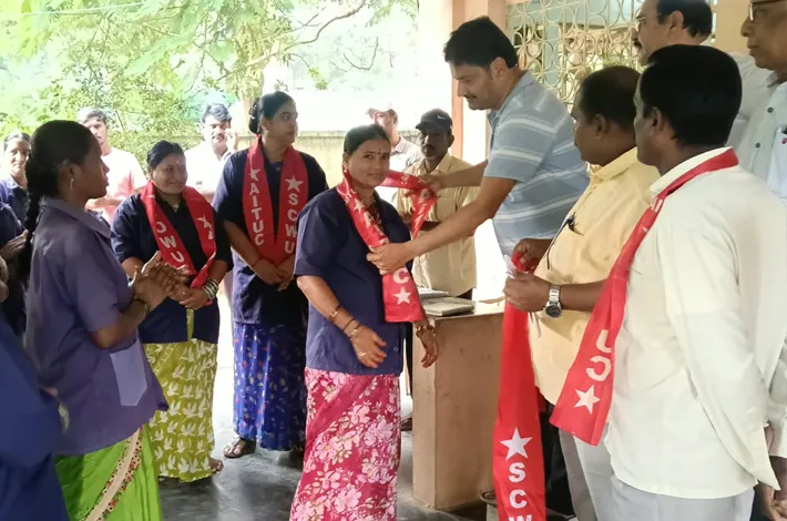  హక్కుల సాధనలో ఏఐటీయూసీదే అగ్రస్థానం