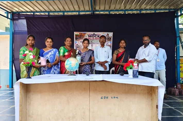 జెడ్‌పీ హైస్కూల్‌లో ఘనంగా పిల్లల పార్లమెంట్ ప్రదర్శన