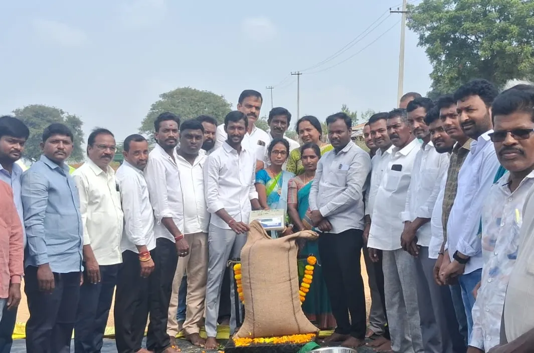 రైతులకు గుడ్‌న్యూస్..ధాన్యం కొనుగోలు కేంద్రాలు ప్రారంభం