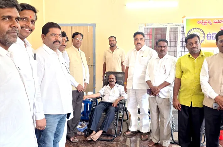 గాంధీ, లాల్ బహదూర్ శాస్త్రి జయంతిల సందర్భంగా రక్తదాన శిబిరాలు 