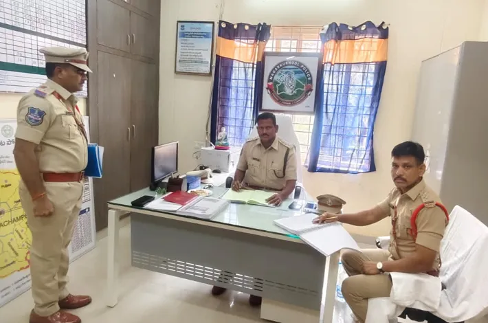 రౌడీషీటర్లపై నిరంతర నిఘా ఉంచాలి