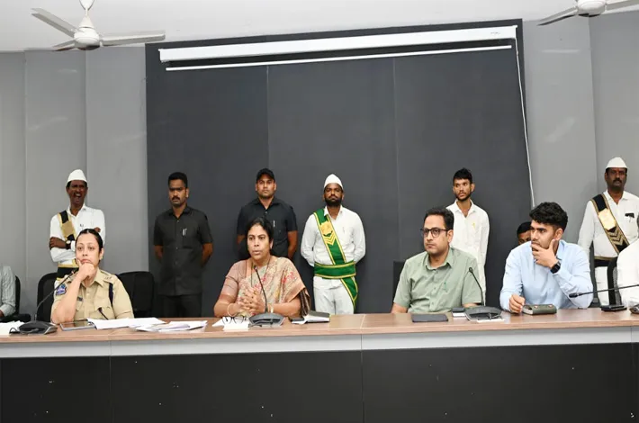వినాయక మండపాలు, నిమజ్జనానికి పటిష్ట బందోబస్తు 