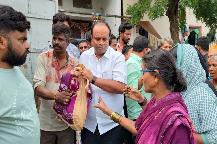 బాధితులకు అండగా ఉంటాం..