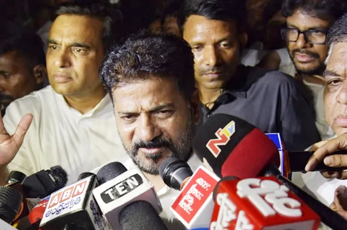 దొడ్డి దారిన గద్దెనెక్కారు!