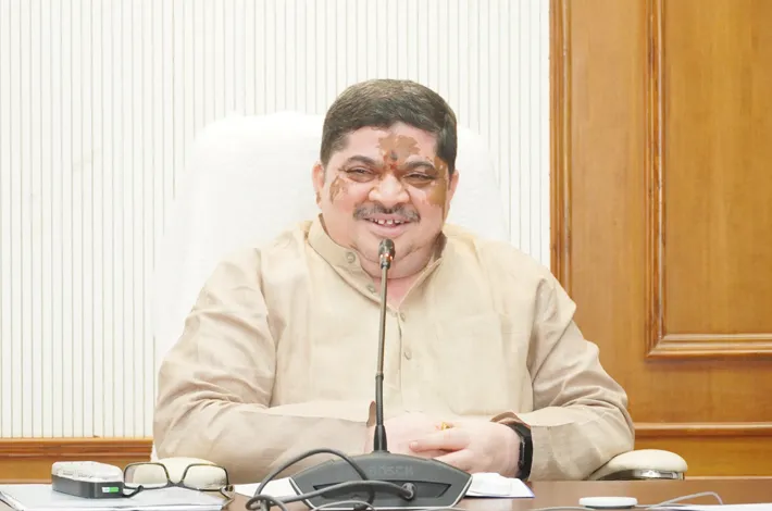 మంత్రి పొన్నం చొరవతో రైతులకు ప్రభుత్వం దసరా కానుక