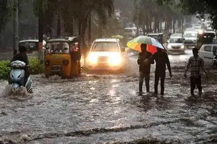 నగరంలో వర్షం.. GHMC, హైడ్రా అలర్ట్