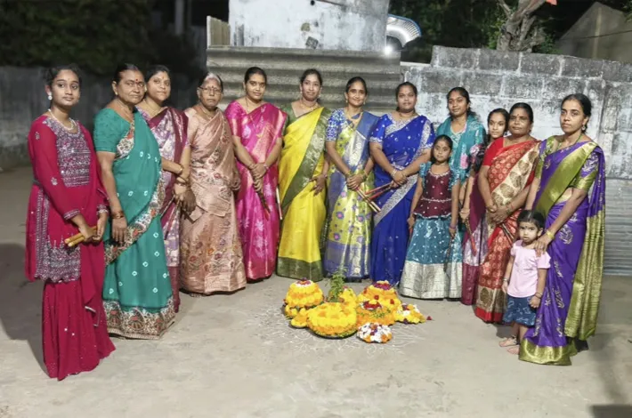 ఊరు,వాడల్లో,మొదలైన బతుకమ్మ సంబురాలు