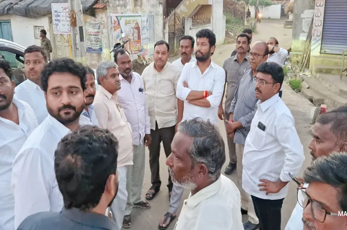 కేటీఆర్ పర్యటన ఏర్పాట్లను పరిశీలించిన ఎమ్మెల్యే అనిల్ జాదవ్