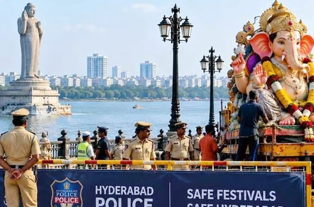 డ్రోన్లు గాల్లో.. కెమెరాలు నిఘాలో.. హైదరాబాద్ చుట్టూ నిఘా! 