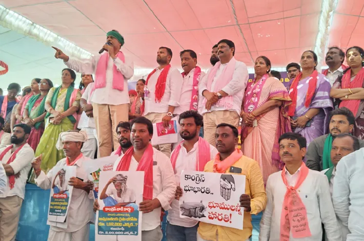 హామీలన్నీ బాకీలేనా..? జనగామలో ఎమ్మెల్యే పల్లా రాజేశ్వర్ రెడ్డి నిలదీత