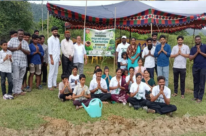 అశ్వాపురం రైల్వే స్టేషన్‌లో మెగా ప్లాంటేషన్