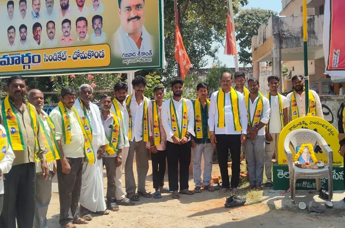తెలంగాణ రక్షణ సేన జెండా ఆవిష్కరణ