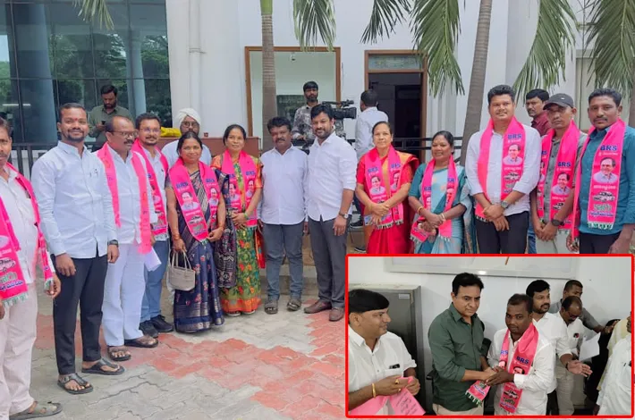 బీఆర్ఎస్ పార్టీలో చేరిన ఆదివాసీ నాయకులు..