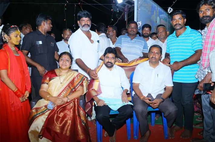 మధుబాబు సేవలు అభినందనీయం ఎమ్మెల్యే రాగమయి